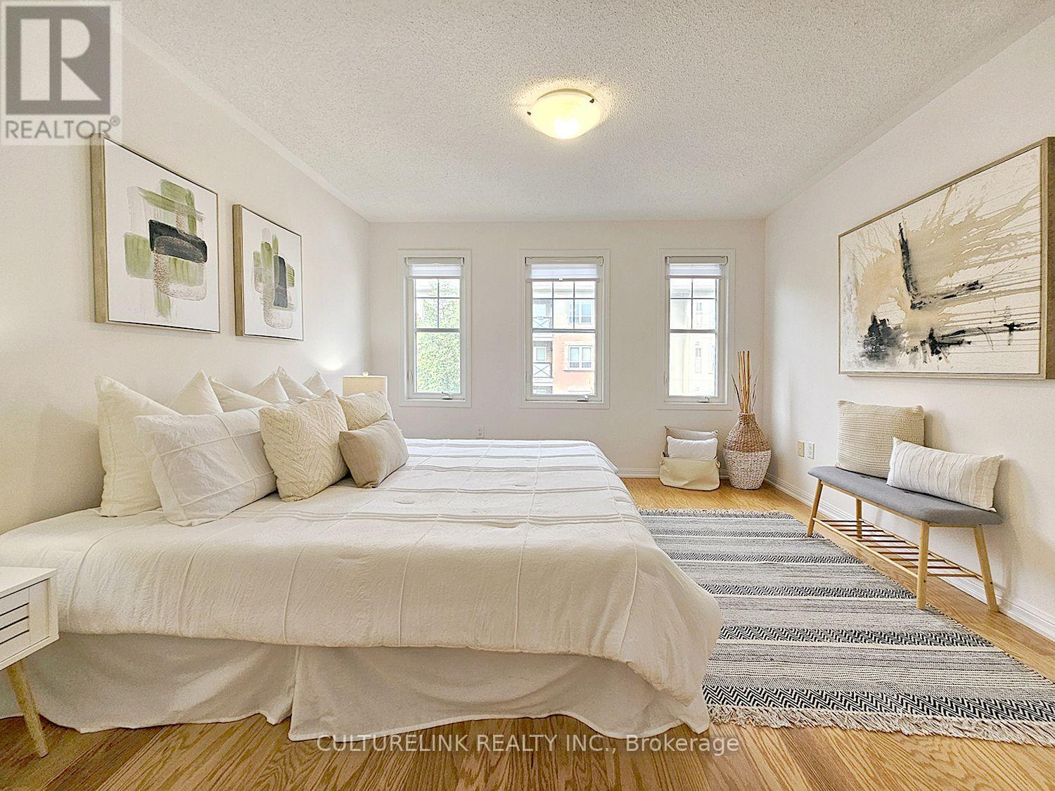 #12 30 MENDELSSOHN STREET - 13