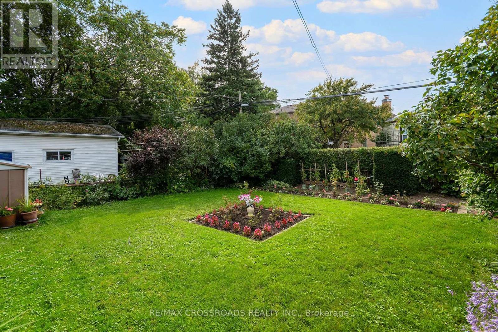 1028 KENNEDY ROAD - 42