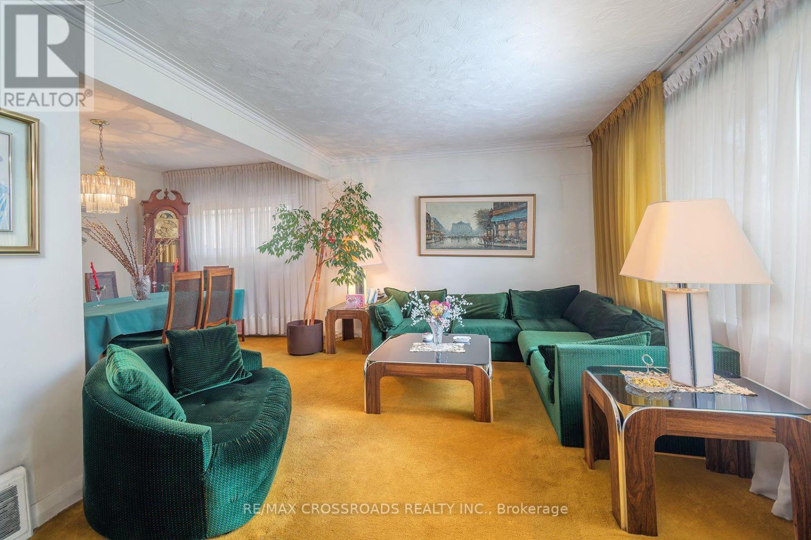 1028 KENNEDY ROAD - Image 8