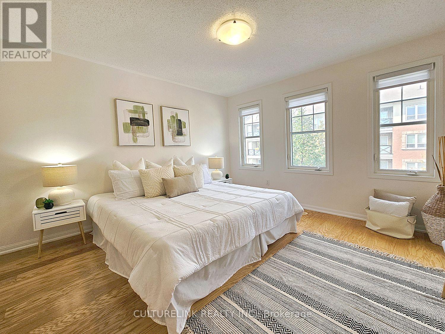 #12 30 MENDELSSOHN STREET - 11