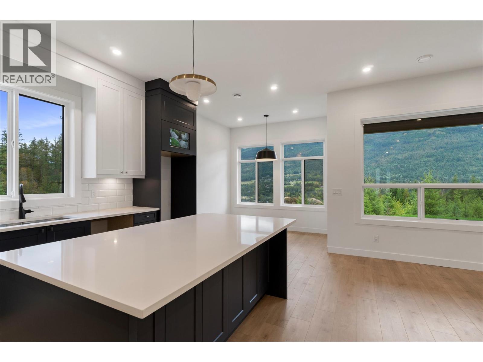 6900 42 Street NE - 6