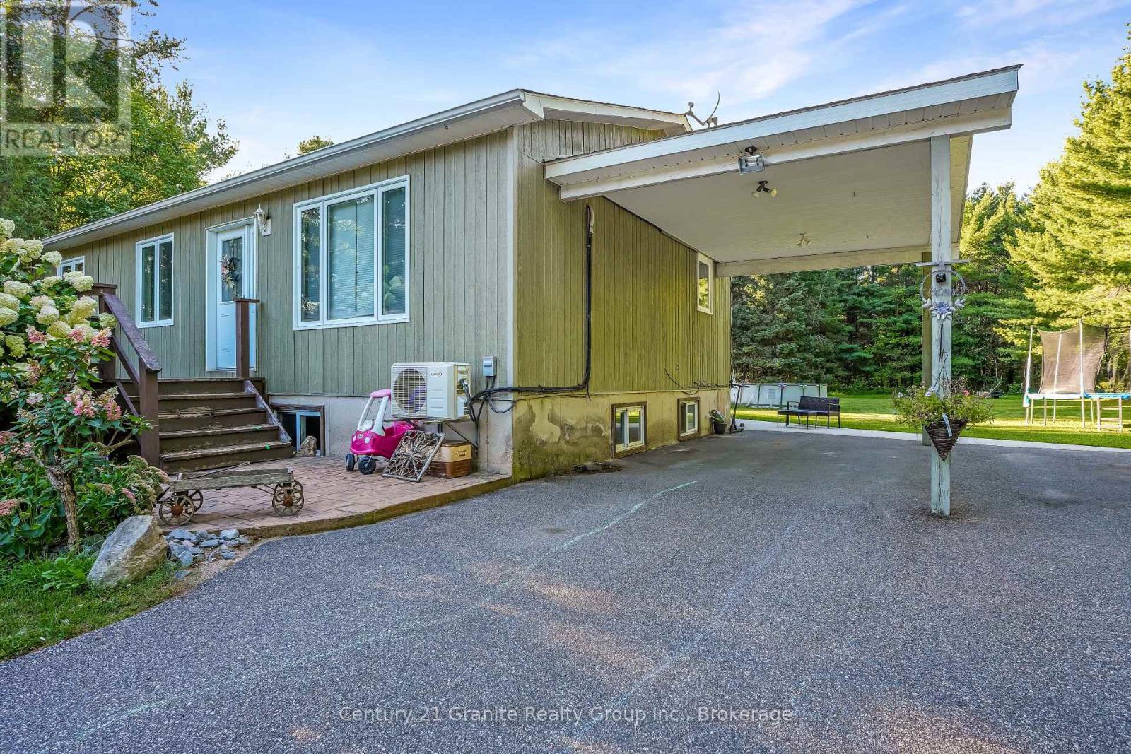 528 SOUTH BAPTISTE LAKE ROAD - Image 27