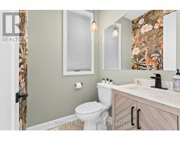 Bathroom - 121 Creighton Drive, Loyalist, ON K0H2H0 Photo 7