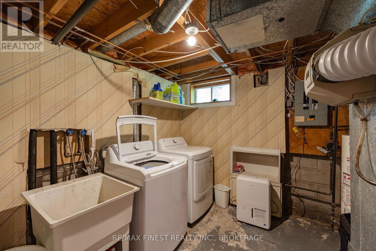 10 CHARTWELL CRESCENT - Image 39