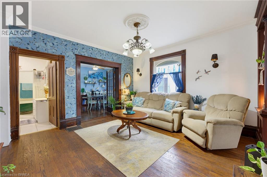 122 WILLIAM Street - Image 8