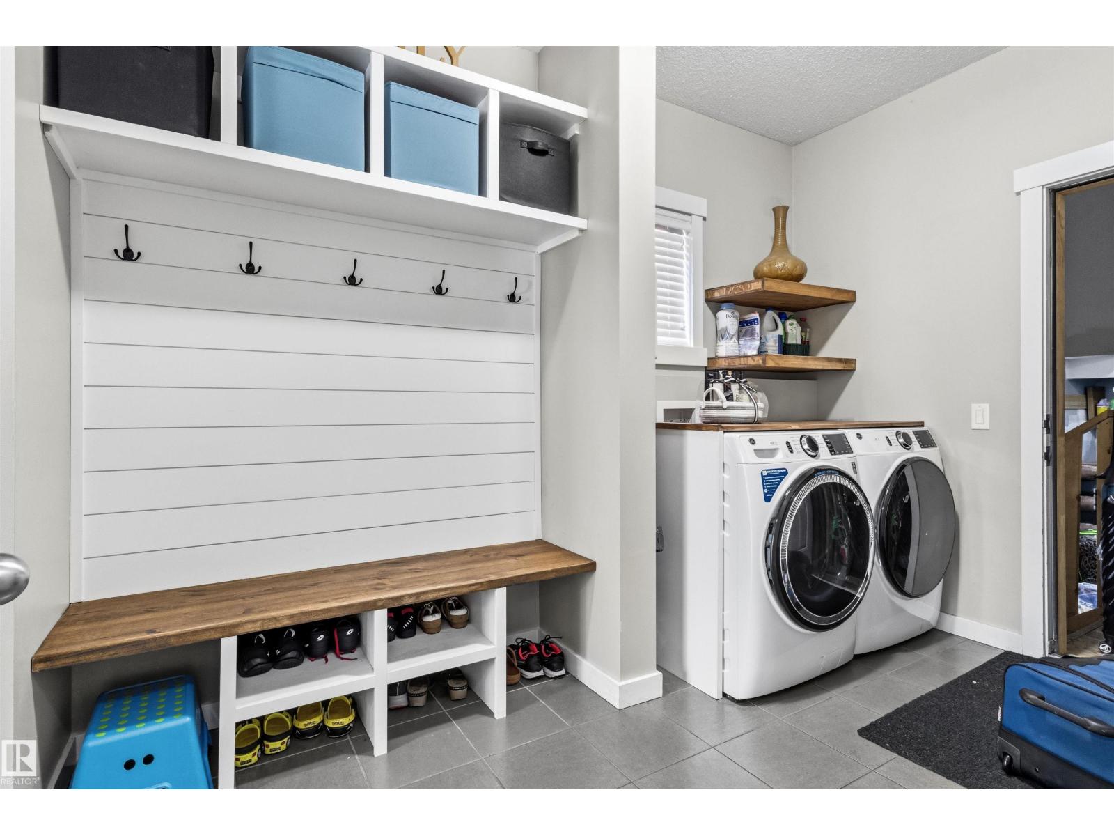 8515 19 AV SW - Image 17