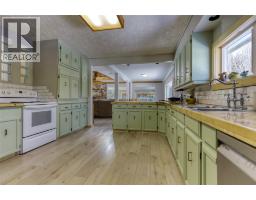 Full bathroom - 4161 Verigin Road, Nelson, BC V1L6V9 Photo 12