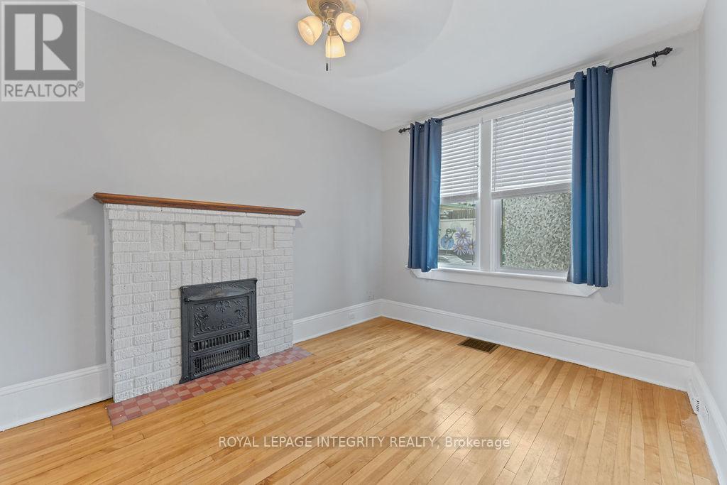 60 CLAREY AVENUE, Ottawa — photo 6