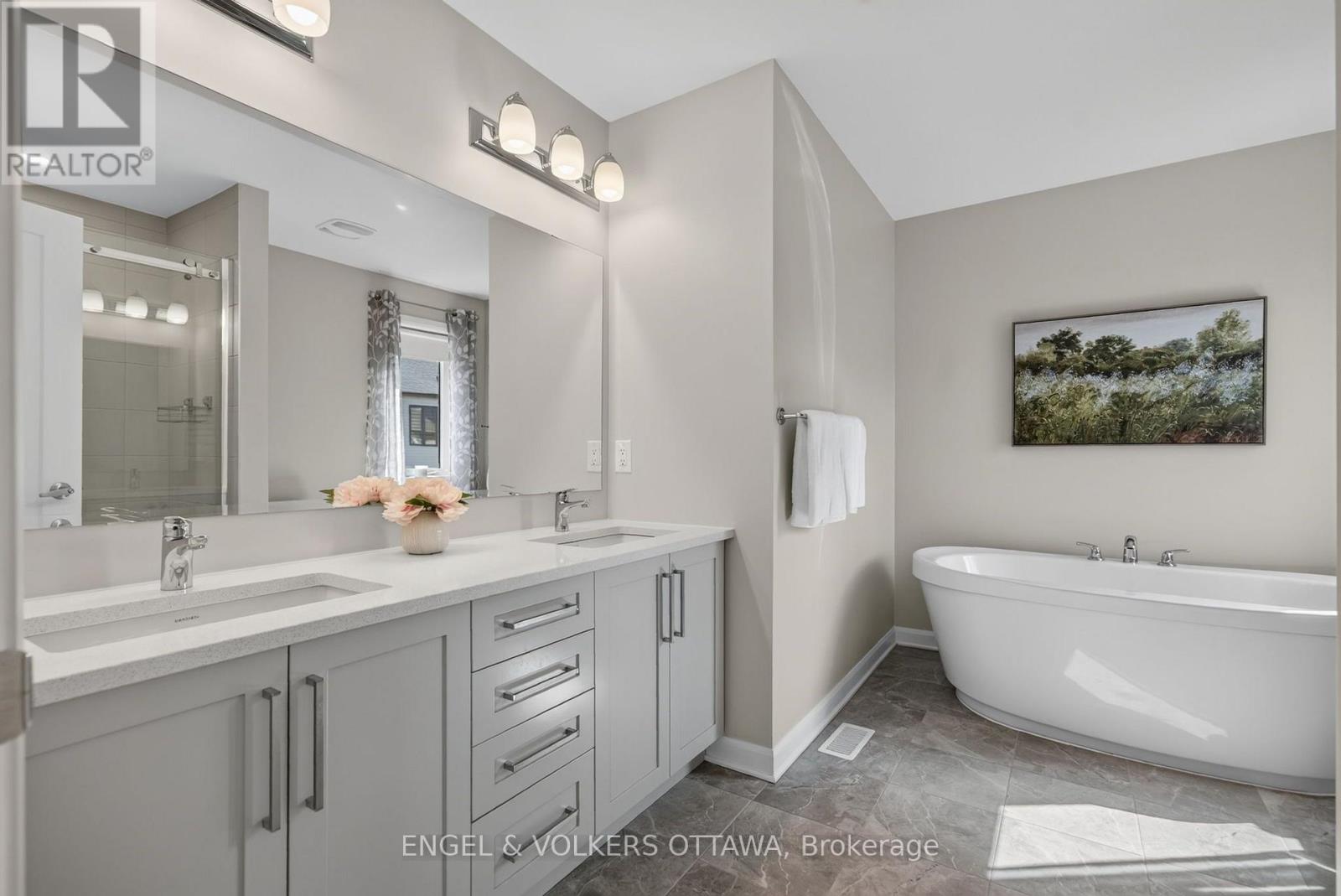 537 ANCHOR CIRCLE - Image 28