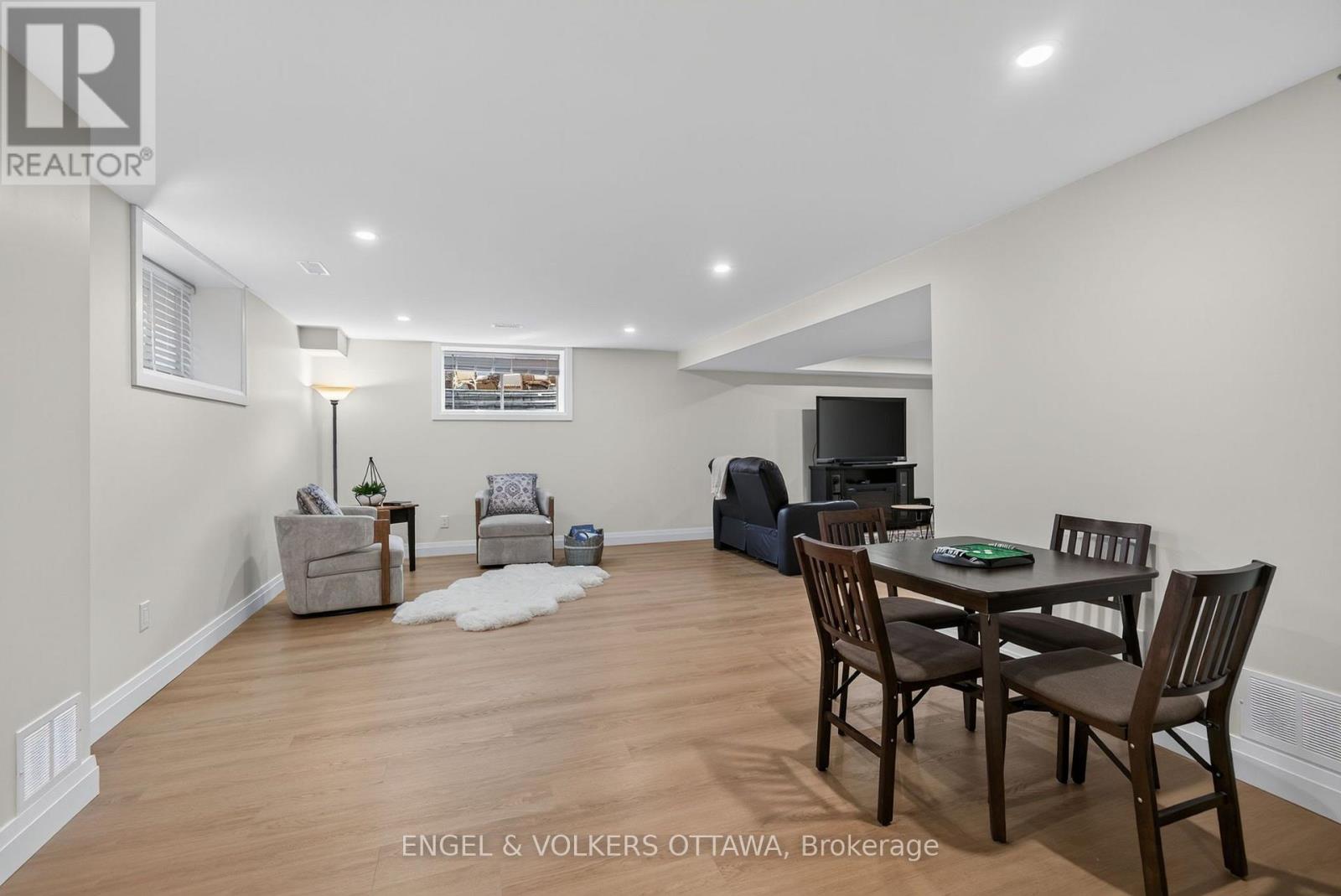 537 ANCHOR CIRCLE - Image 39