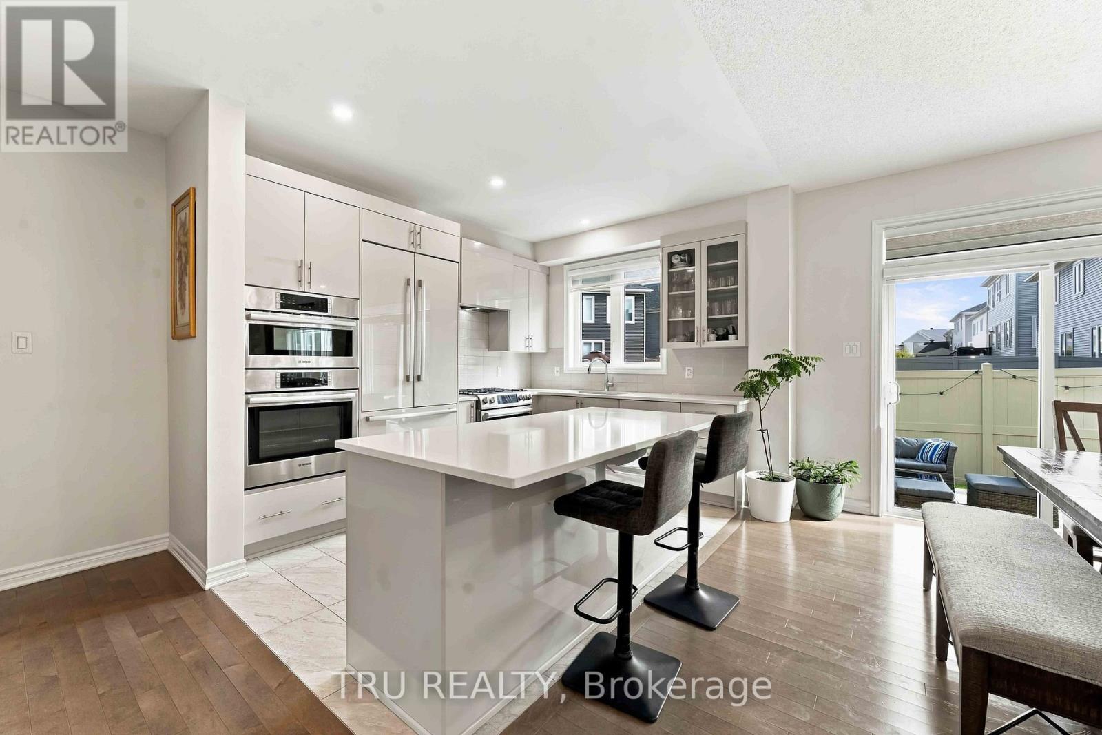 357 LAMARCHE AVENUE - 17