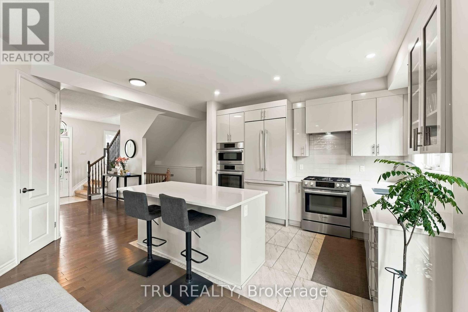 357 LAMARCHE AVENUE - Image 19