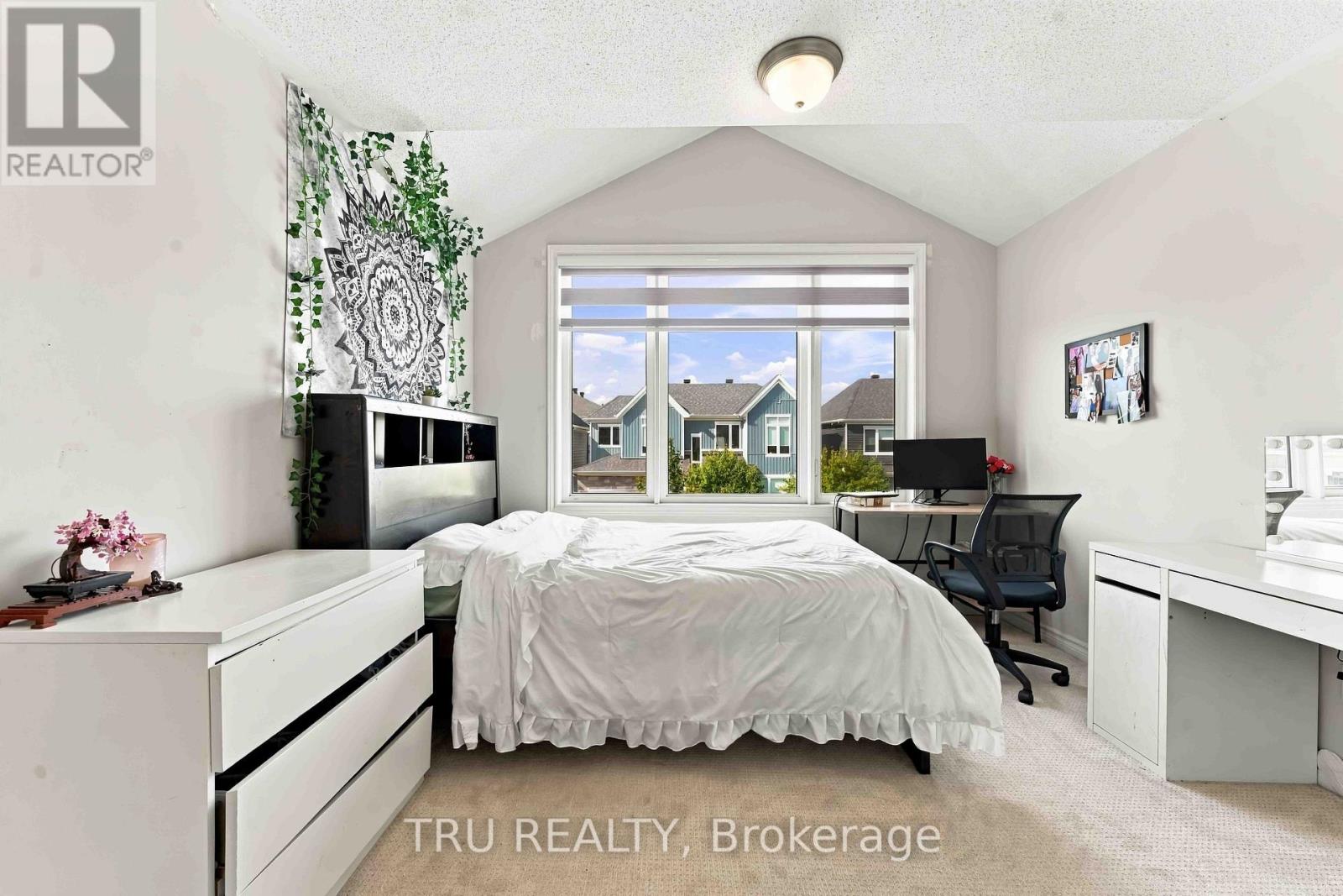 357 LAMARCHE AVENUE - 26