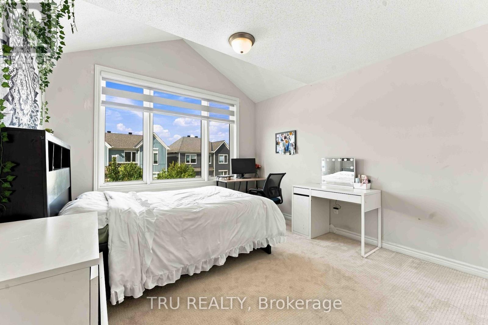 357 LAMARCHE AVENUE - Image 27