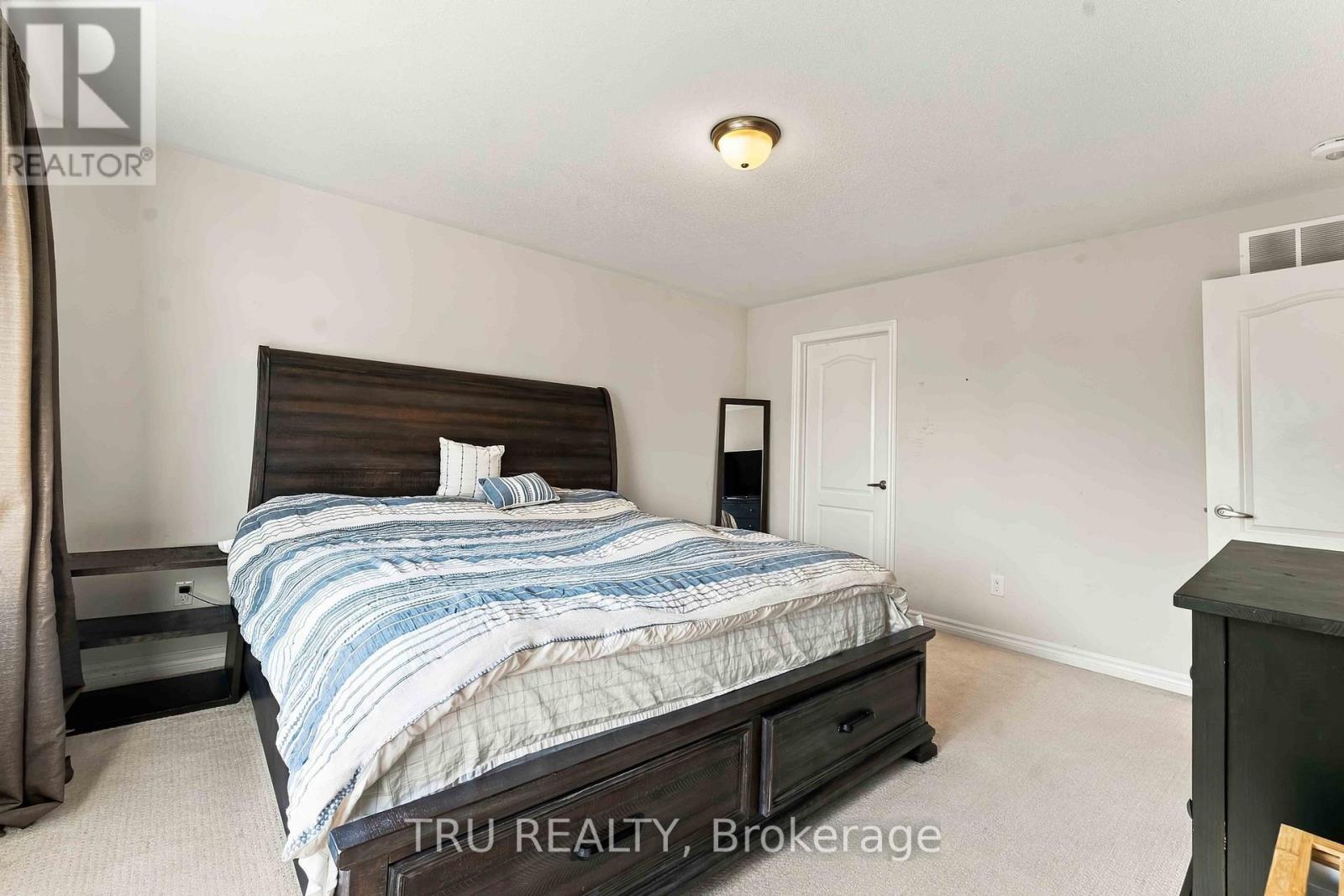 357 LAMARCHE AVENUE - Image 35