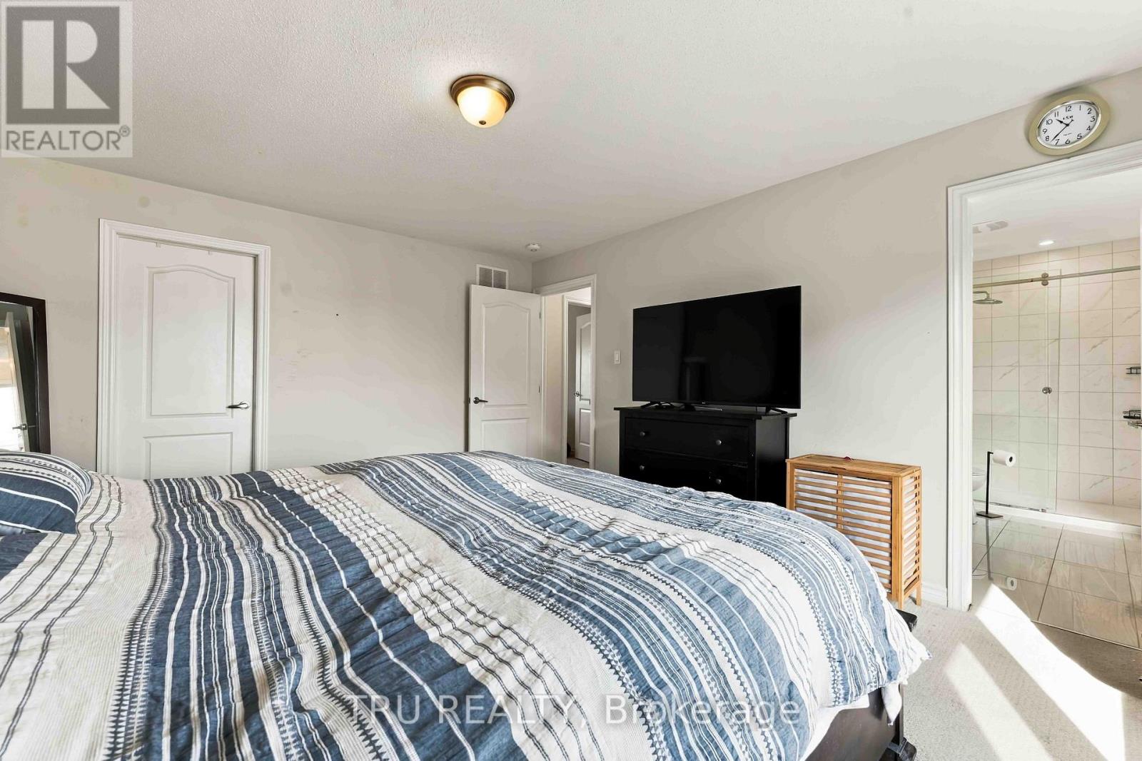357 LAMARCHE AVENUE - 36