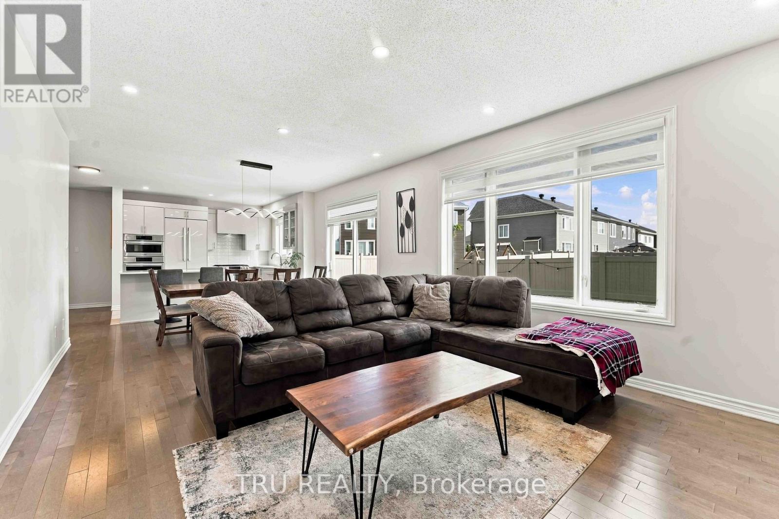 357 LAMARCHE AVENUE, Ottawa — photo 9