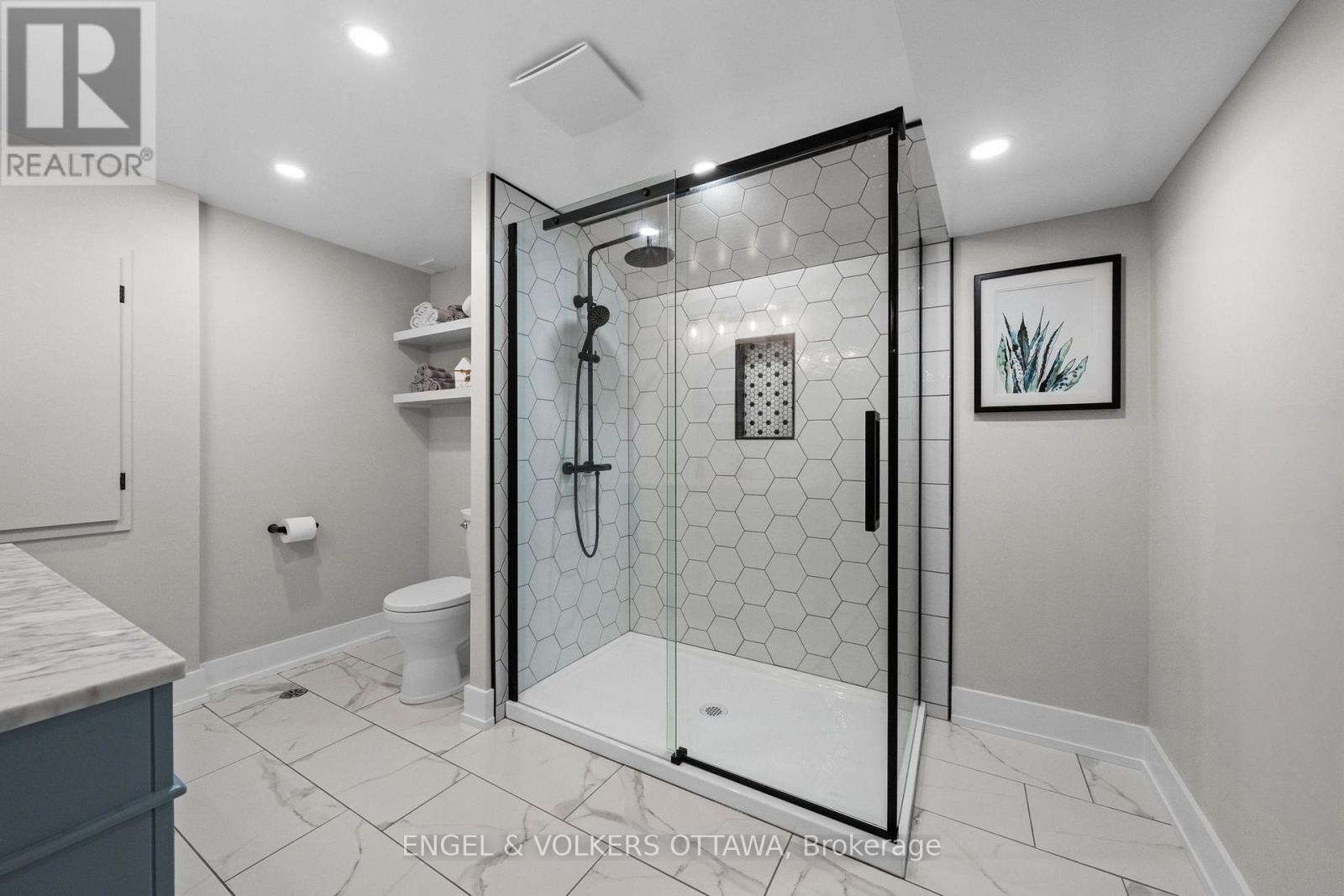 109 INNISKILLIN DRIVE - Image 35
