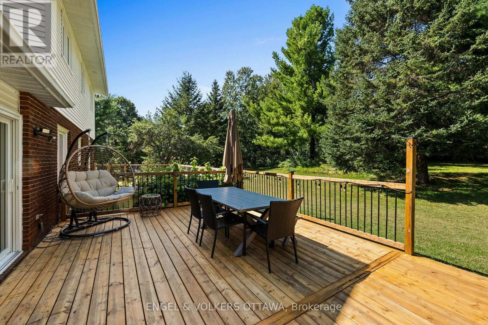 109 INNISKILLIN DRIVE - Image 41