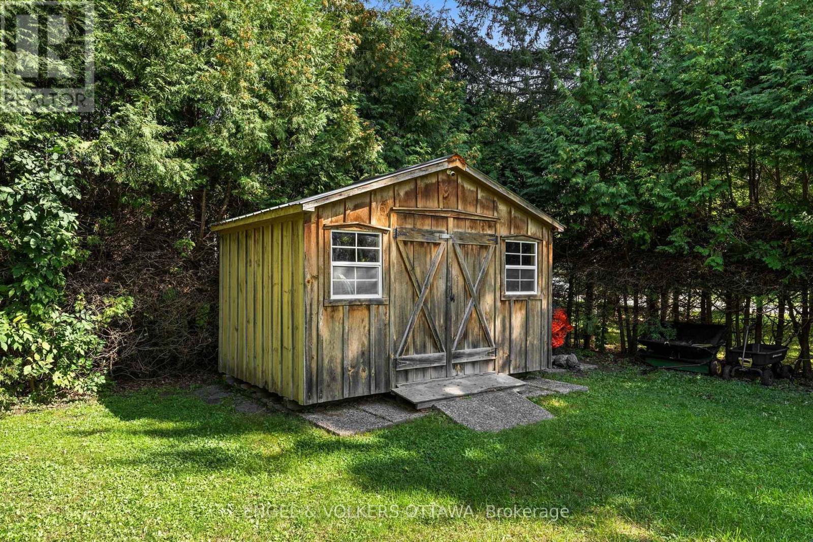 109 INNISKILLIN DRIVE - Image 44