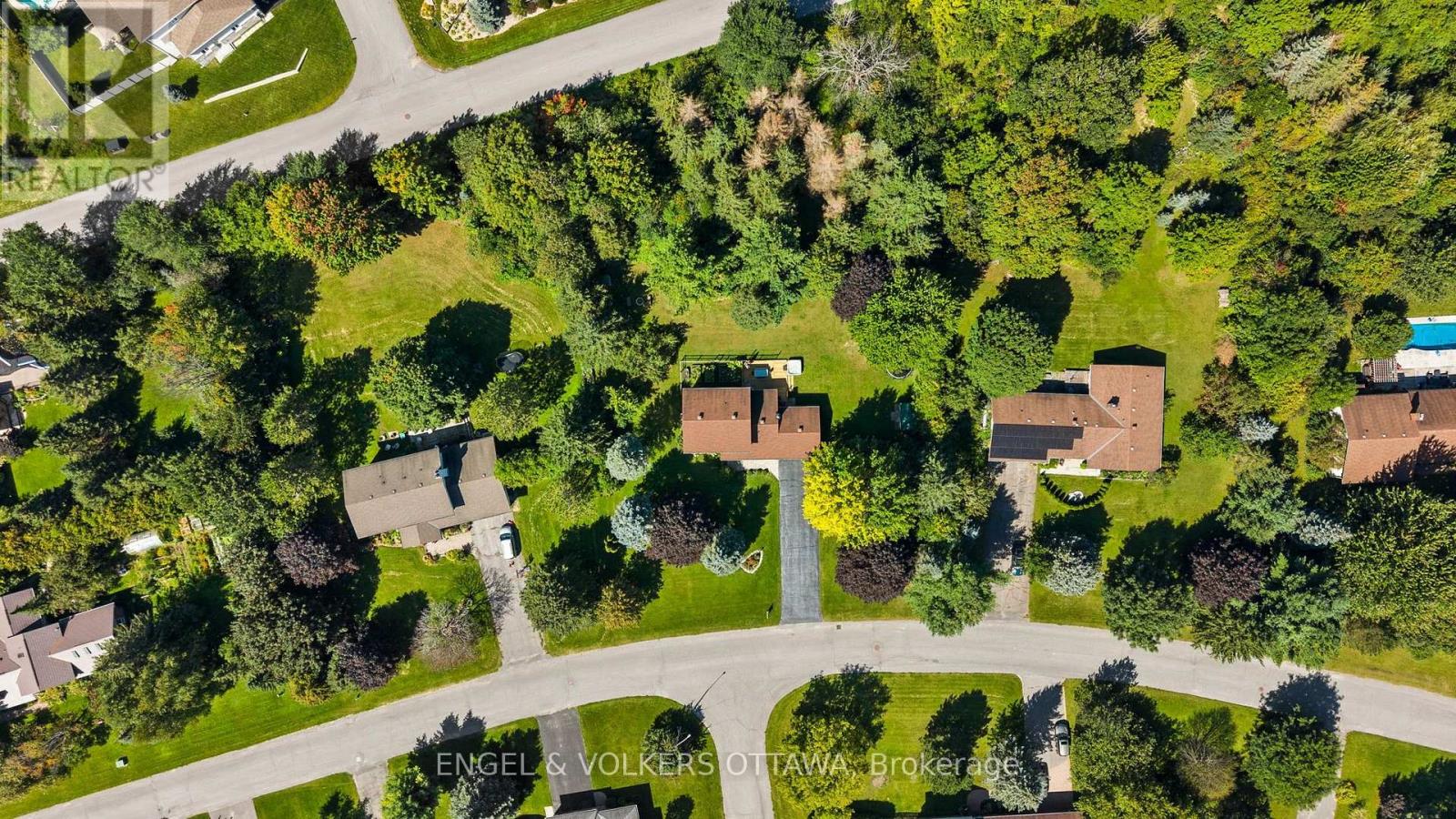 109 INNISKILLIN DRIVE - Image 46