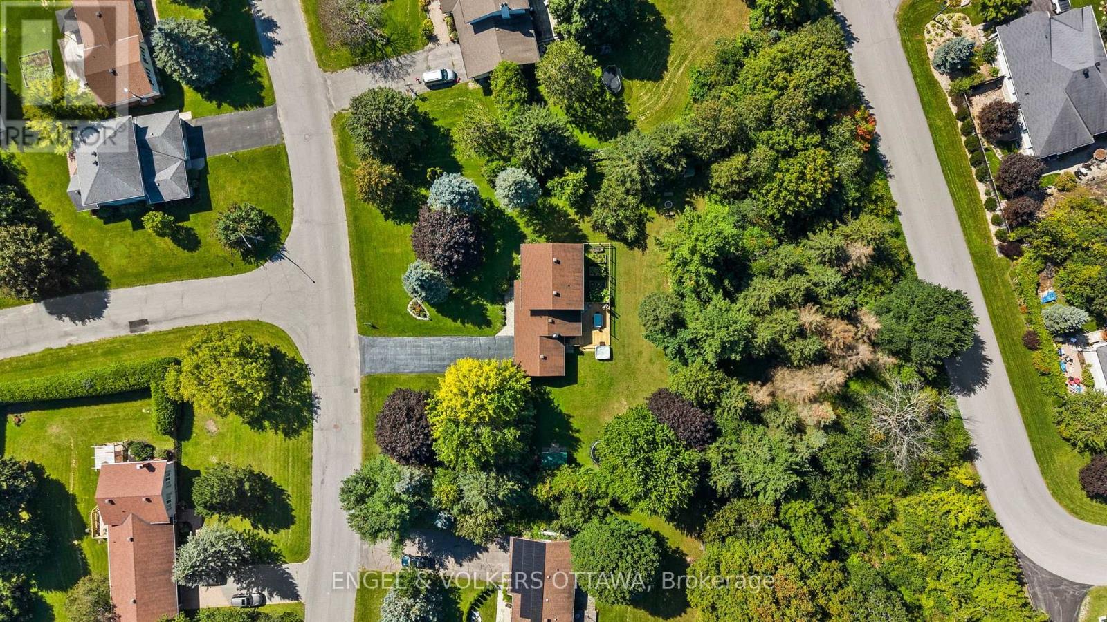 109 INNISKILLIN DRIVE - Image 47