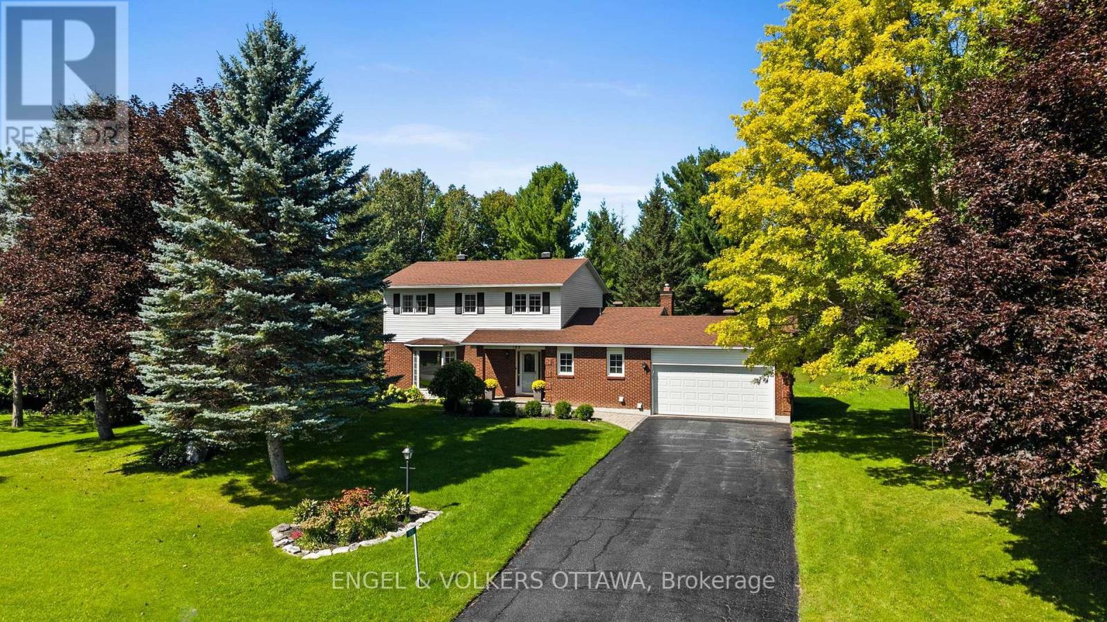 109 INNISKILLIN DRIVE - 50