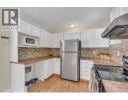 Full ensuite bathroom - 14406 Latimer Avenue, Summerland, BC V0H1Z0 Photo 14