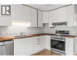 5503 South Vernon Court, Vernon, BC V1T8N6 Photo 11