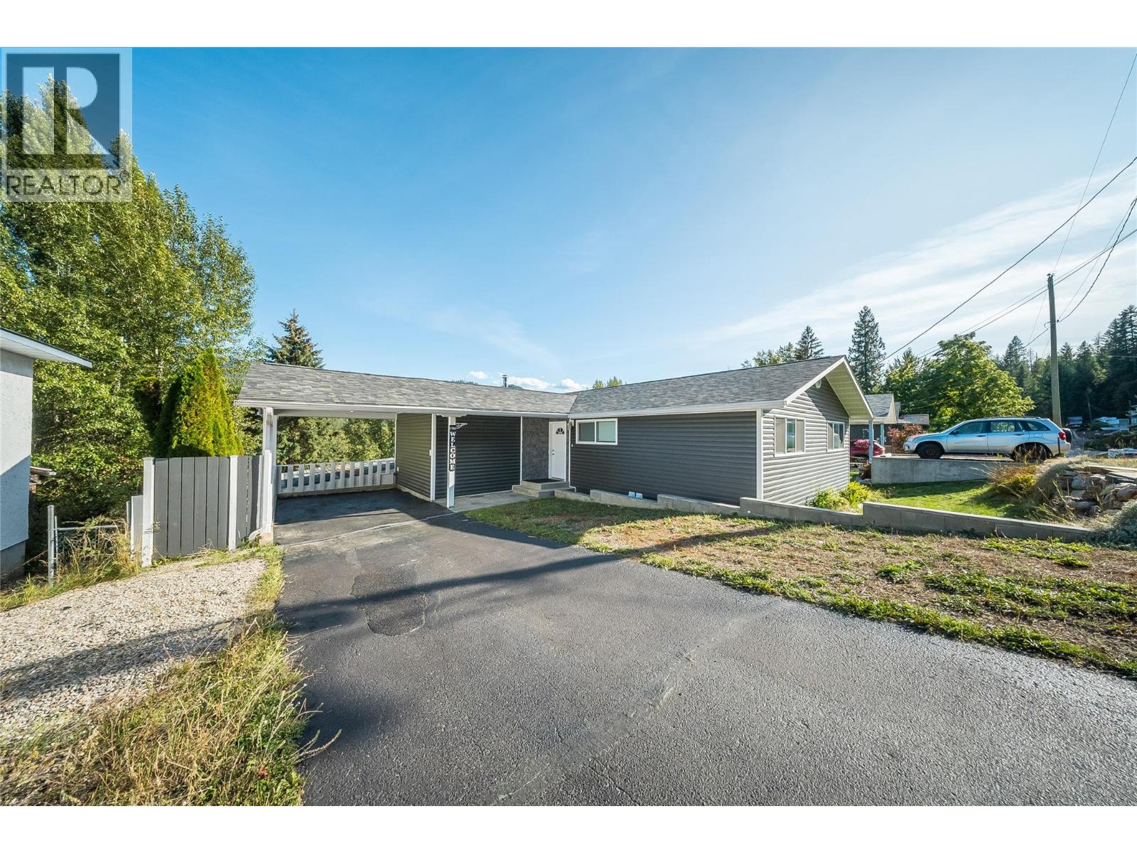 1762 FIRST Street - Image 37