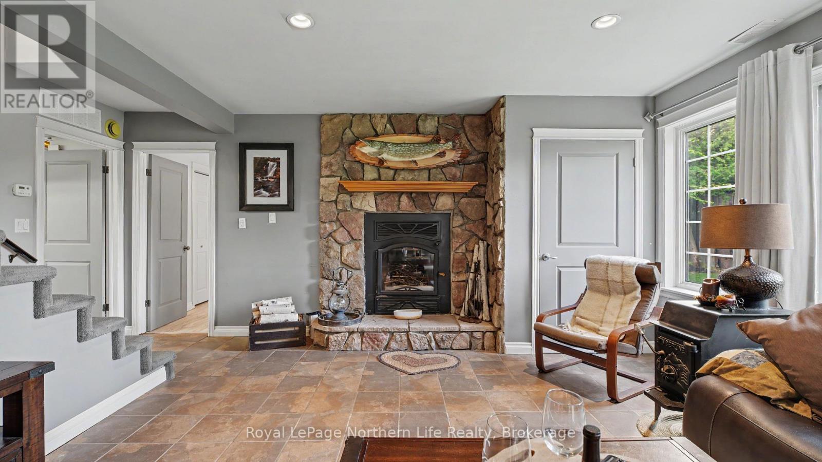 146 NIAGARA ROAD - Image 36