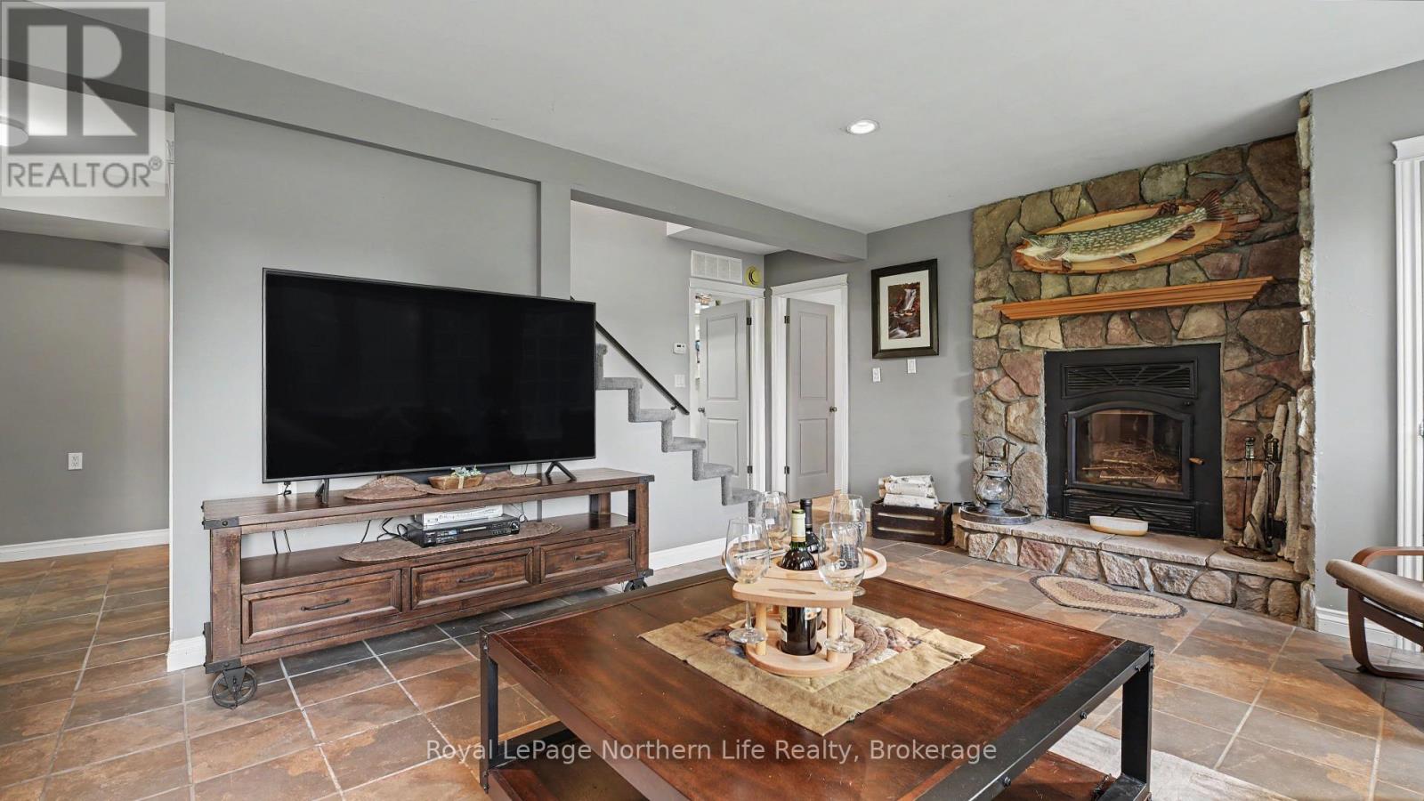 146 NIAGARA ROAD - Image 37