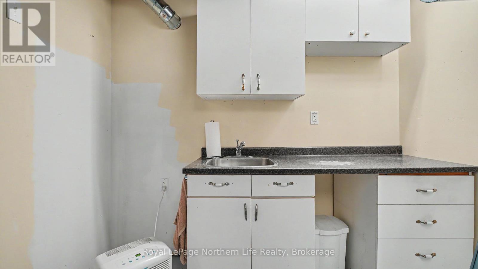 146 NIAGARA ROAD - Image 45