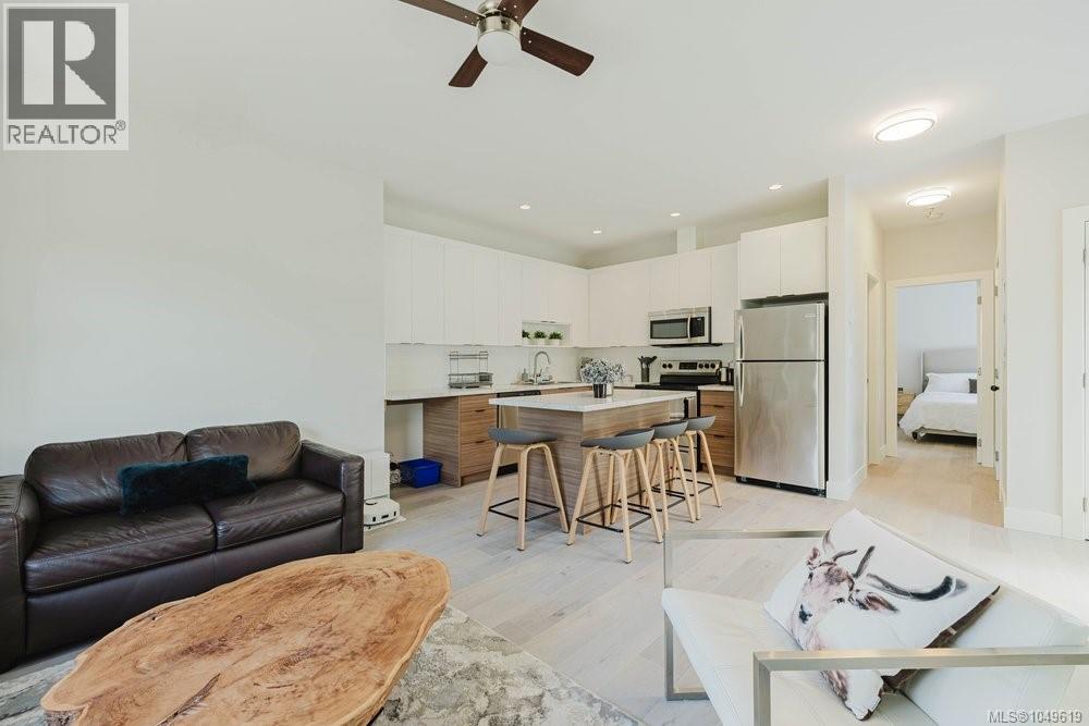  2399 Azurite Crescent, Langford