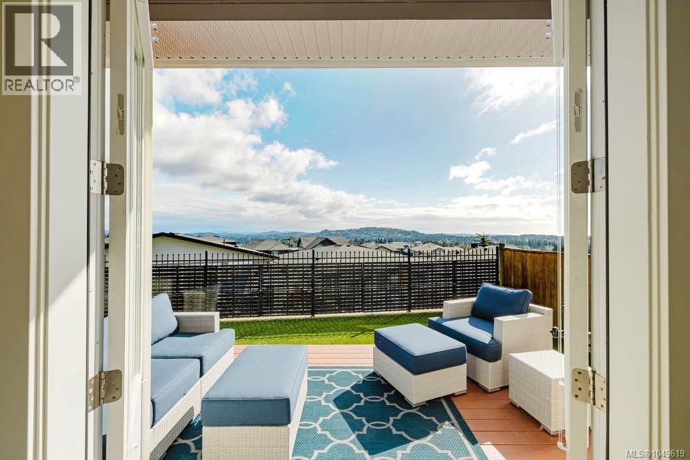  2399 Azurite Crescent, Langford