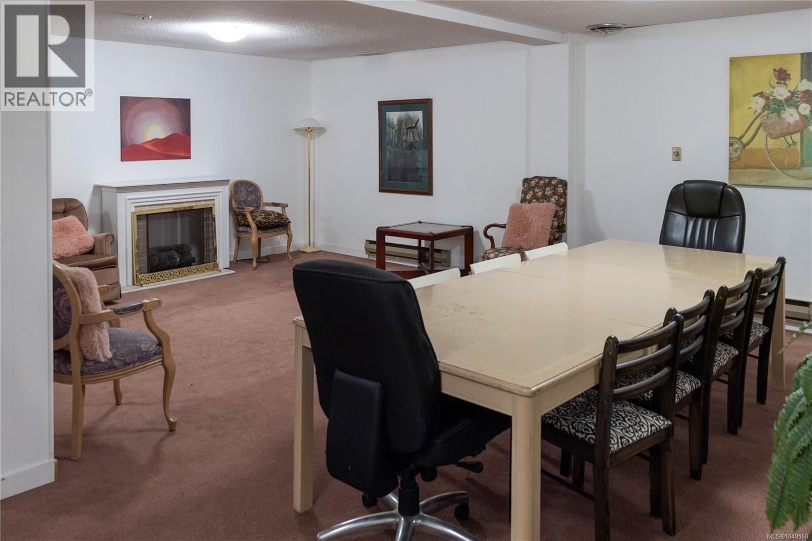 402 1157 Fairfield Road, Victoria
