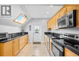 3 1376 Pandora Ave, Victoria, BC V8R1A3 Photo 13