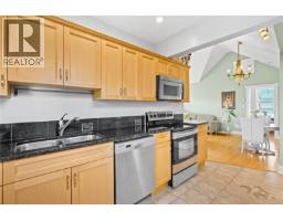 3 1376 Pandora Ave, Victoria, BC V8R1A3 Photo 15