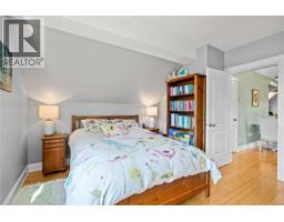 3 1376 Pandora Ave, Victoria, BC V8R1A3 Photo 18
