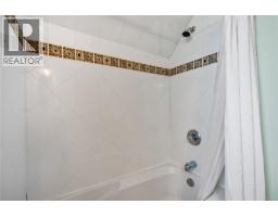 3 1376 Pandora Ave, Victoria, BC V8R1A3 Photo 24