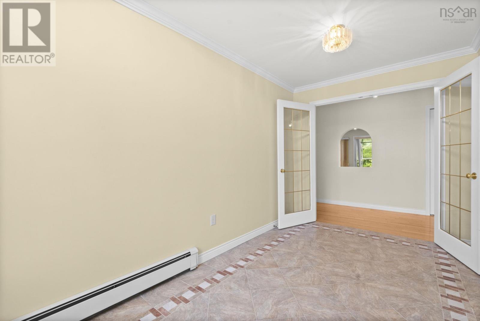 152 Roxbury Crescent, Halifax — photo 3