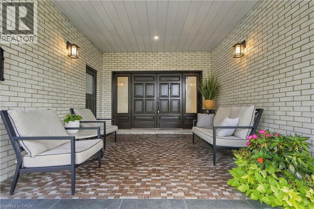 7105 YORK Drive, Niagara Falls — photo 4