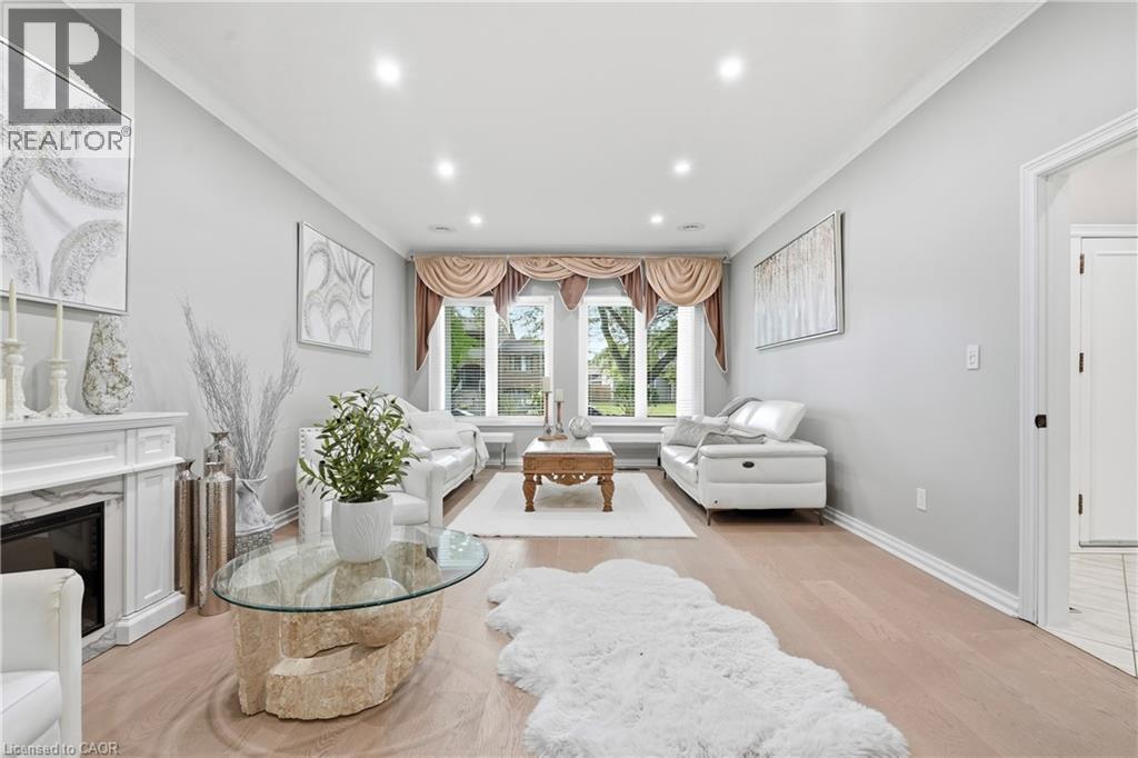 7105 YORK Drive, Niagara Falls — photo 6