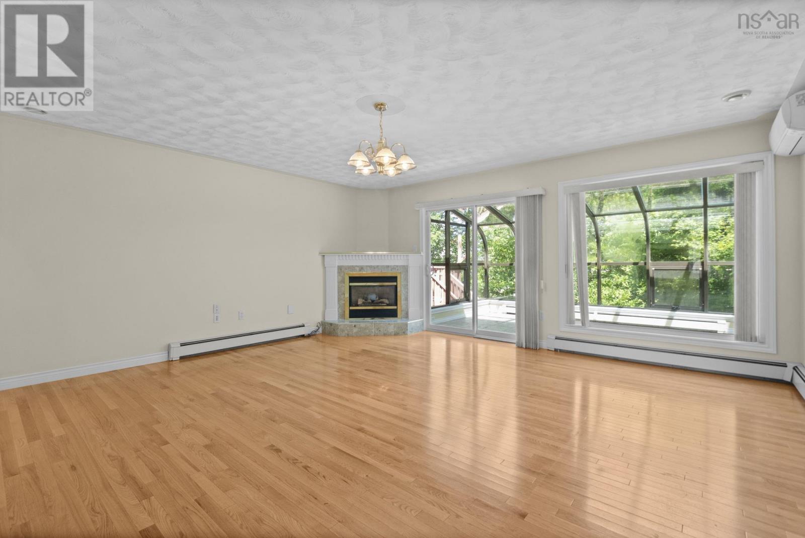 152 Roxbury Crescent, Halifax — photo 5