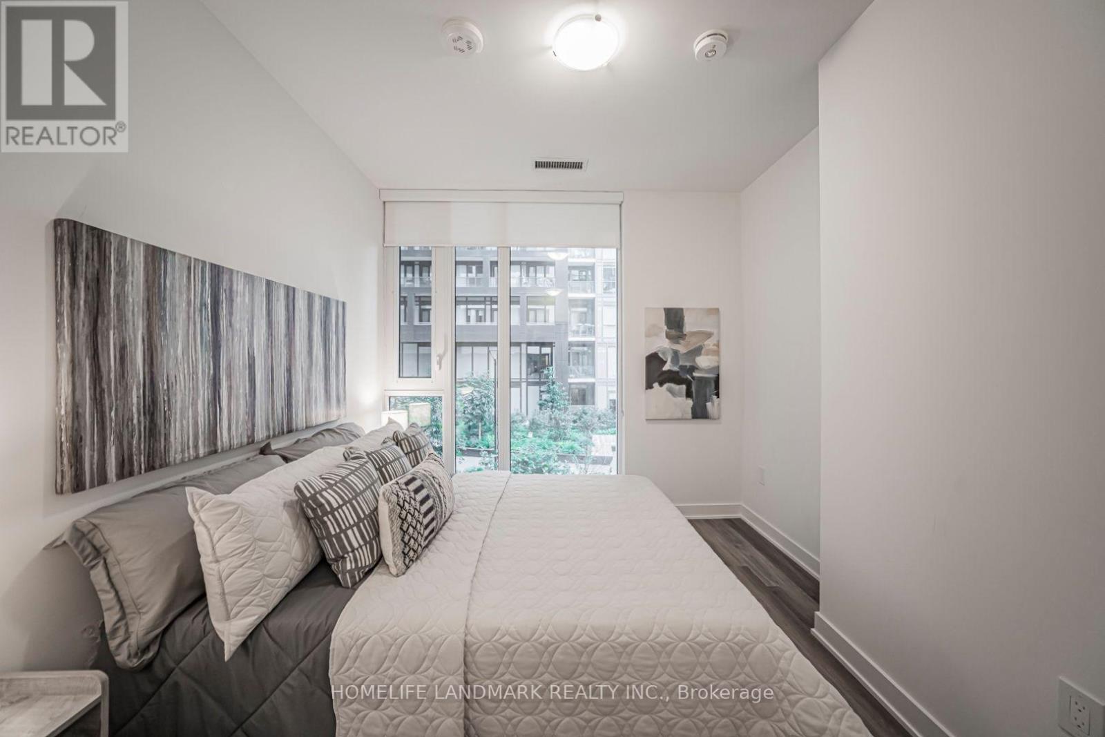 #TH-112 121 LOWER SHERBOURNE STREET - 35