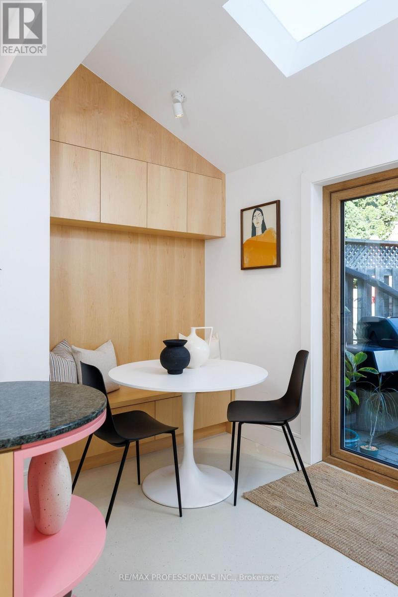69 SHERIDAN AVENUE - Image 18