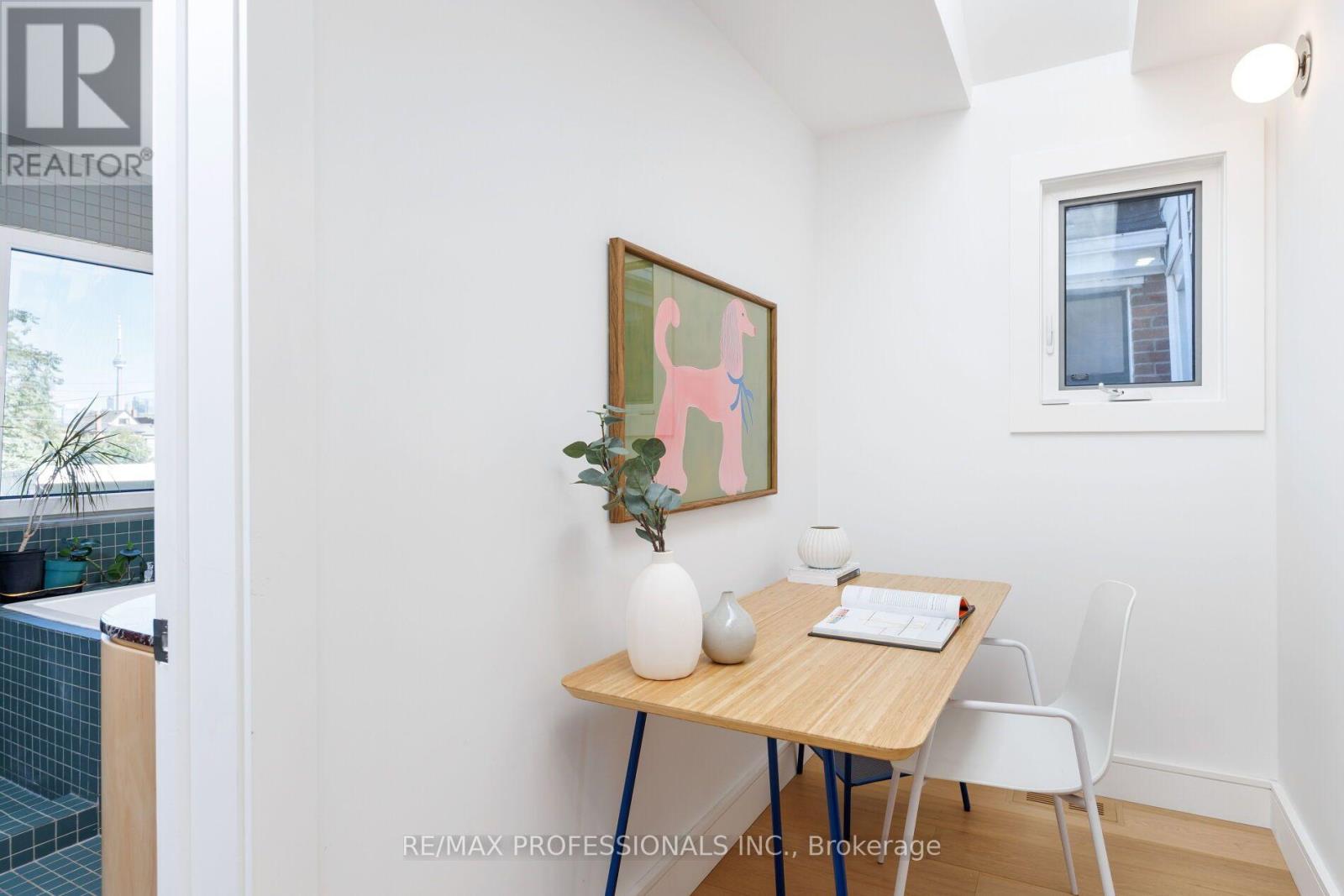 69 SHERIDAN AVENUE - Image 23
