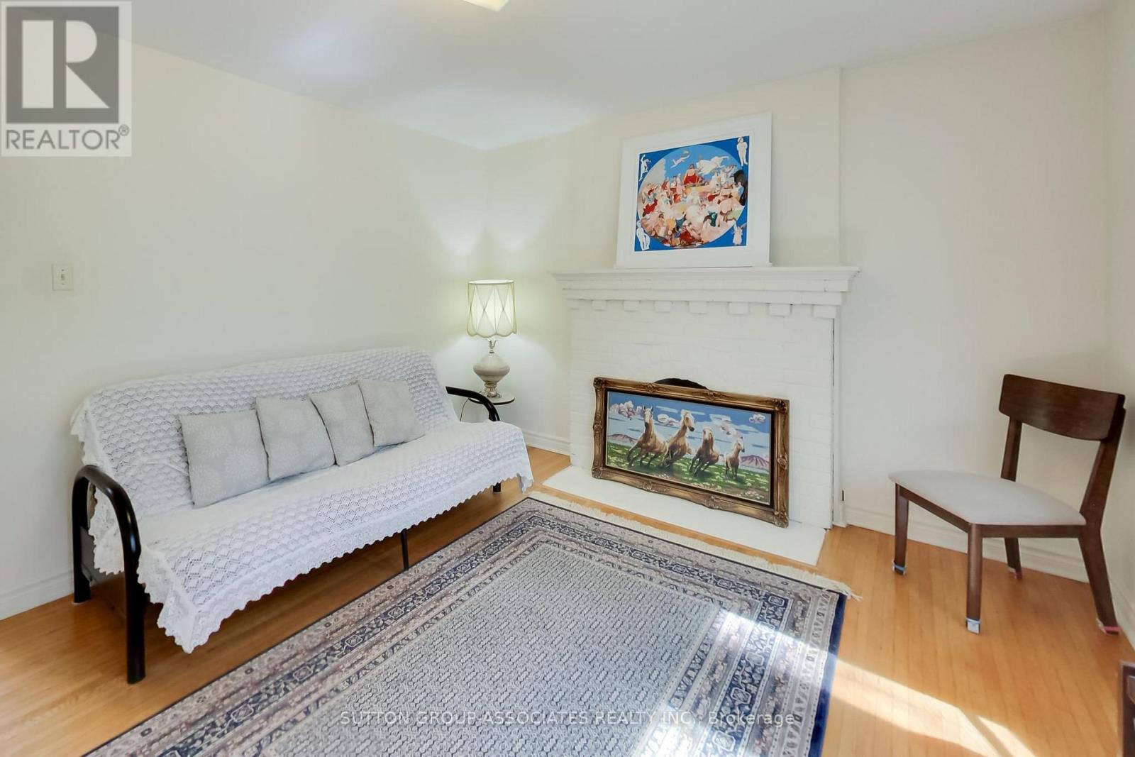82 HELENA AVENUE - Image 19