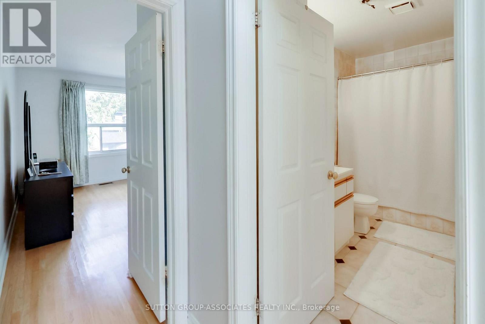 82 HELENA AVENUE - Image 26