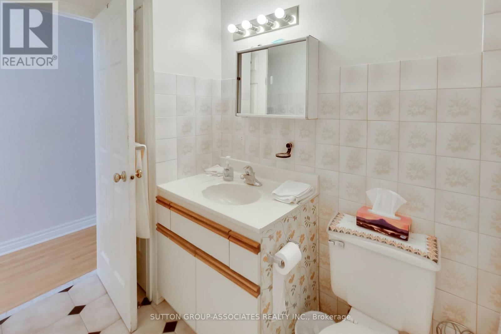 82 HELENA AVENUE - Image 27